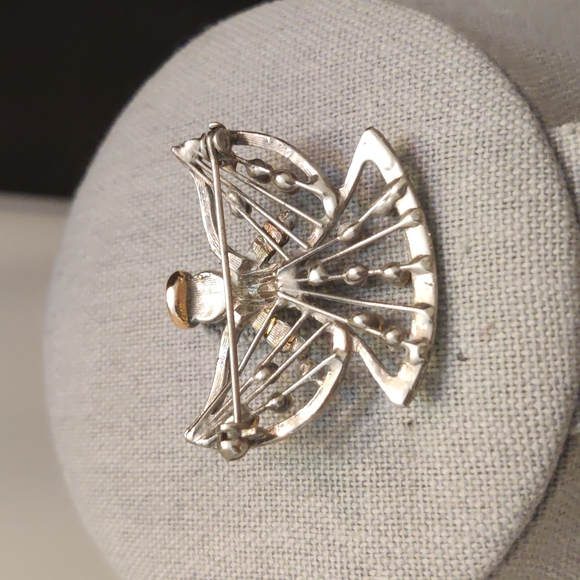 Angel Pin - Picture 4 of 4